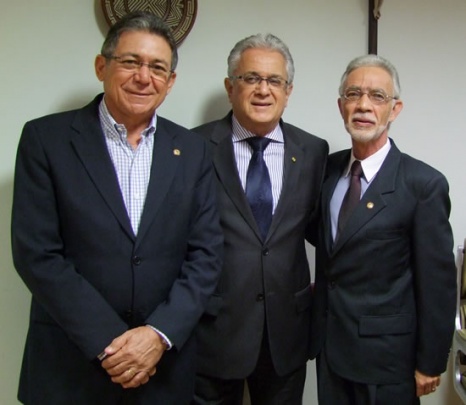 Da esq. para a dir.: Leonardo Marconi Cavalcanti de Oliveira, Geraldo Thadeu e José Alberto Cabral Botelho. (Foto: Divulgação CFO)