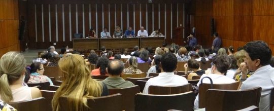 José Augusto Milhomem participa de assembleia dos servidores estaduais da Saúde. Foto: Sindsaúde/GO